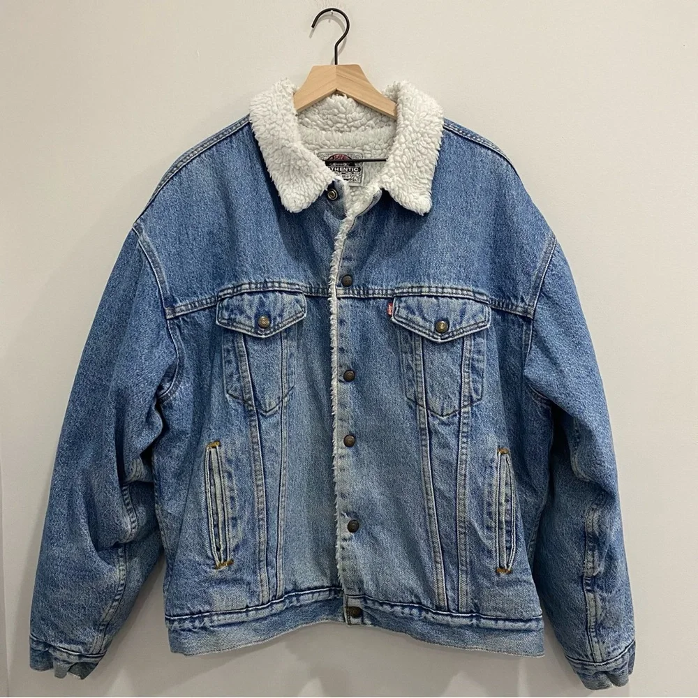 Vintage Levi’s Sherpa Lined Jean Trucker Jacket - Picture 7 of 16